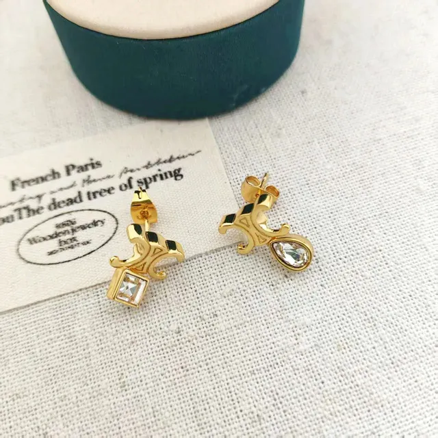耳钉