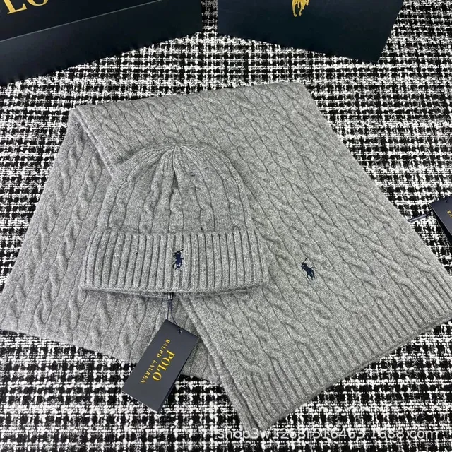 R马儿套装水泥灰