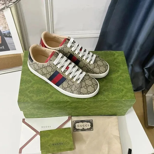 Gucci Ace Low GG Supreme Web Stripe