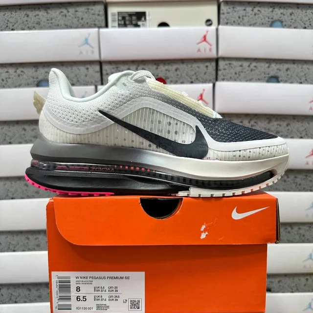 Nike Pegasus Premium SE Grey/Black/Pink