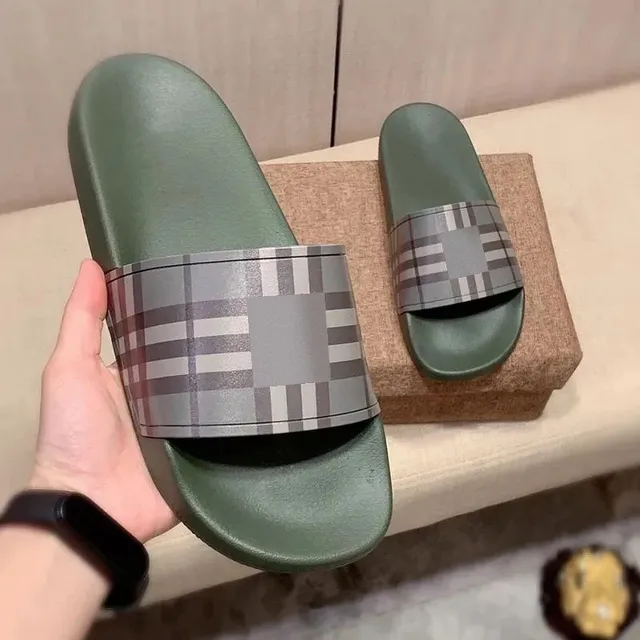 小麦色