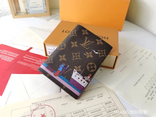 Louis Vuitton Porte-Cartes Sailboat Print