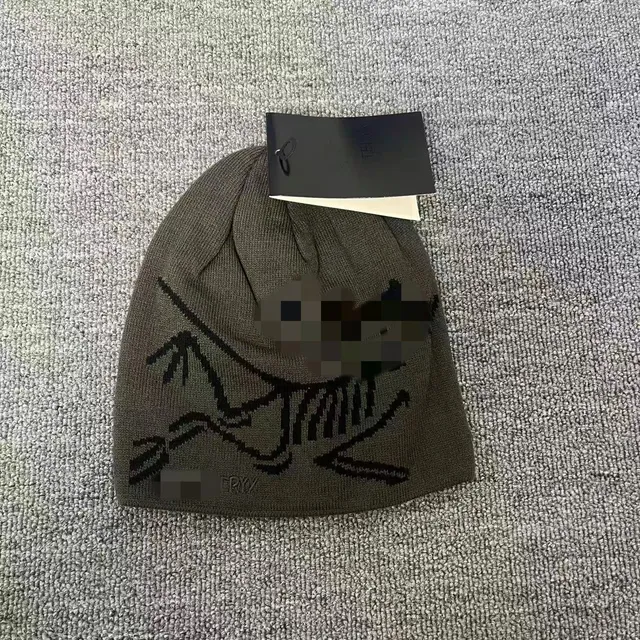 深灰色