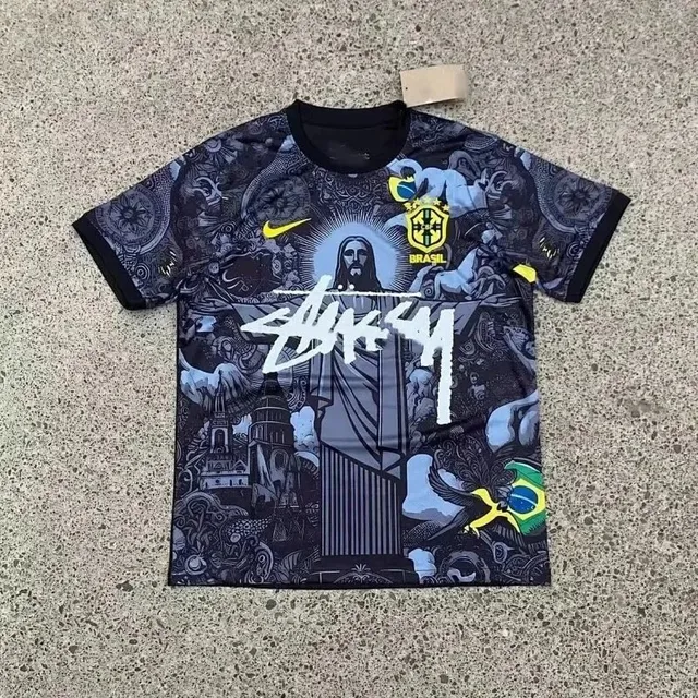 Nike × Stüssy T-Shirt Stussy x Brazil Graphic