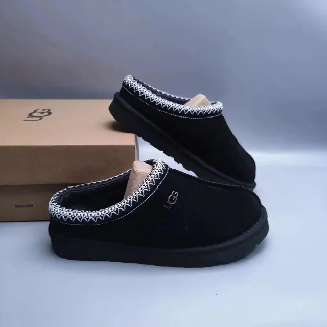 UGG sandals slippers