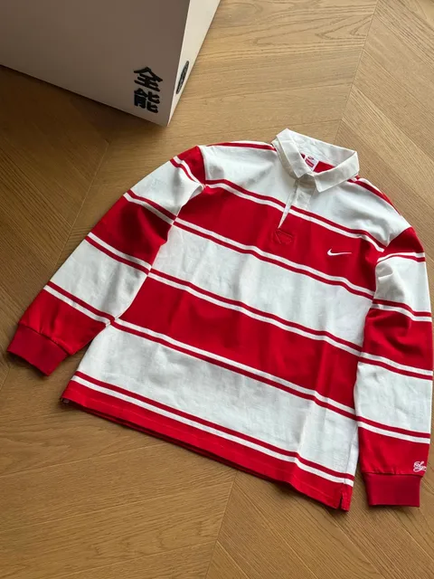 Nike联名款白红