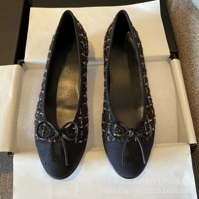 Chanel Ballotin Flat Tweed Bow