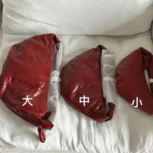 Bottega Veneta Jodie Crimson