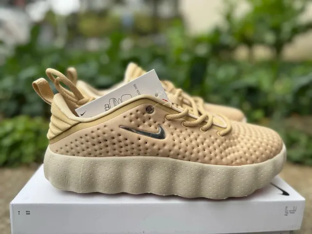 Nike Air VaporMax Beige