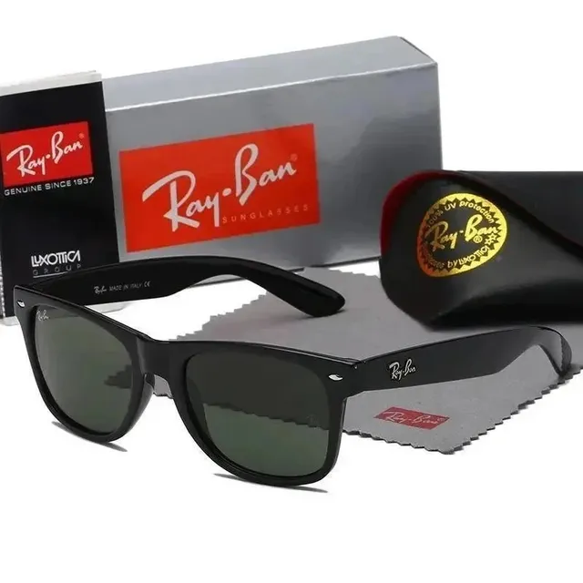 Ray-Ban Wayfarer