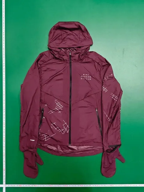 Nike Running Division Windrunner Jacket Grid Print