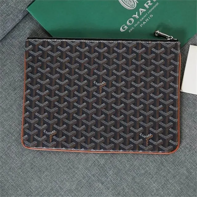 Goyard Zip Pouch Classic Chevron