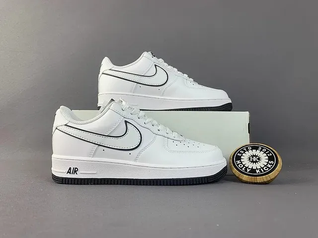Nike Air Force 1 Low Triple White