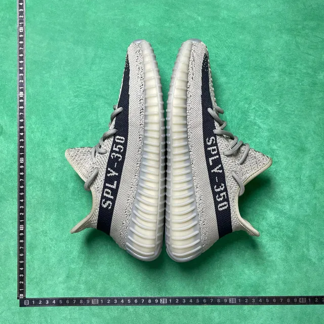 Yeezy 350 V2 Zebra