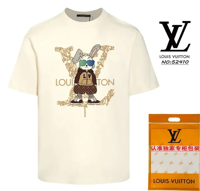 Louis Vuitton Graphic T-Shirt Rabbit Print