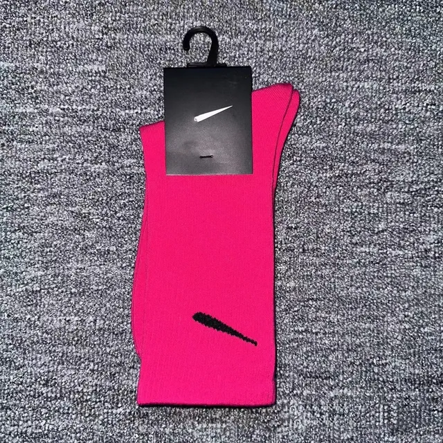 Nike Socks Swoosh Logo