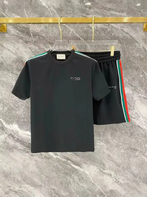 Gucci T-Shirt and Shorts Set Web Stripe