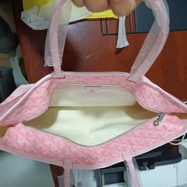 粉色