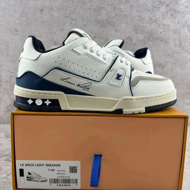 Louis Vuitton LV Arch Light Sneaker