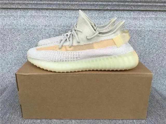 Yeezy Boost 350 V2 Zebra