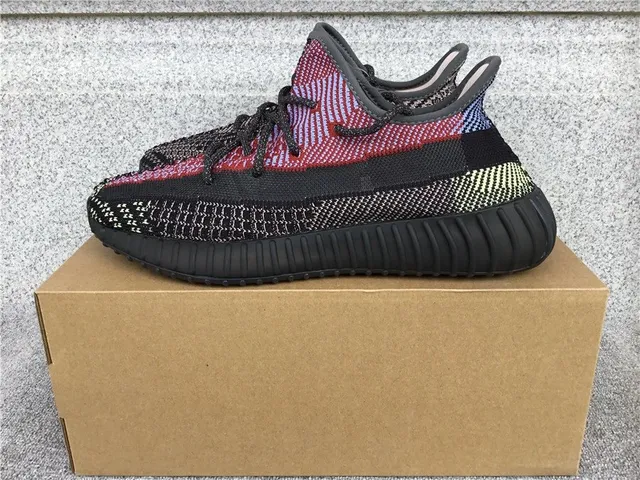 Yeezy Boost 350 V2 Zebra