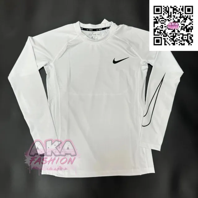 The Nike Tee Long Sleeve