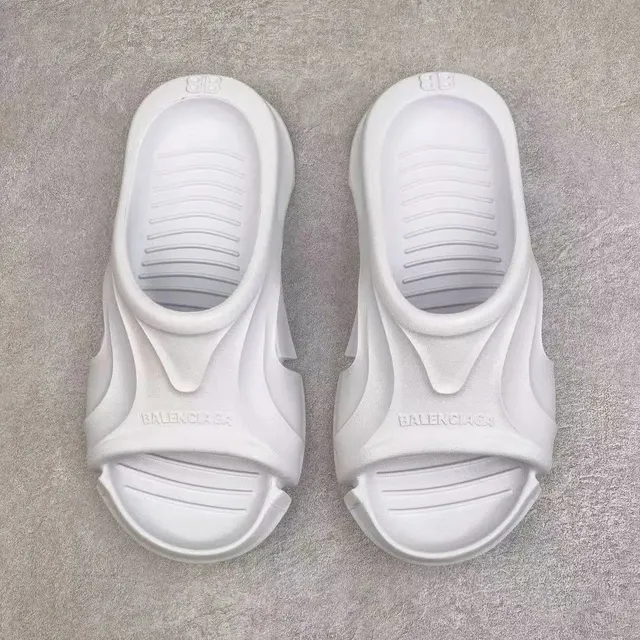 Balenciaga Track Slide Triple White