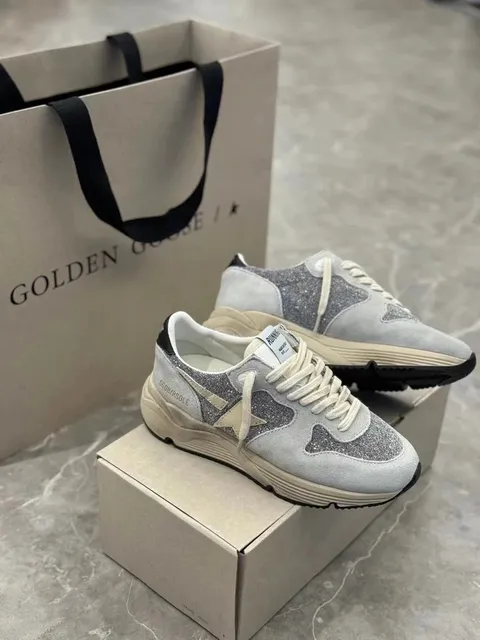 Golden Goose Superstar Glitter Star