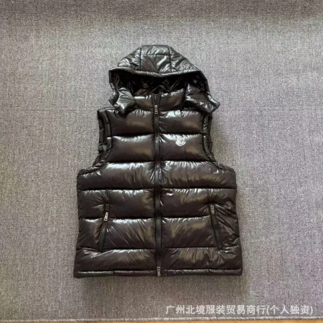 黑色马甲
