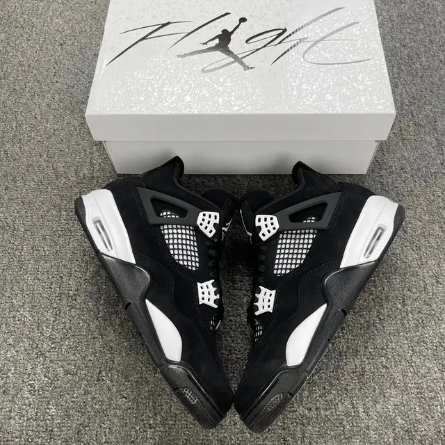 Y3 AJ4黑白奥利奥
