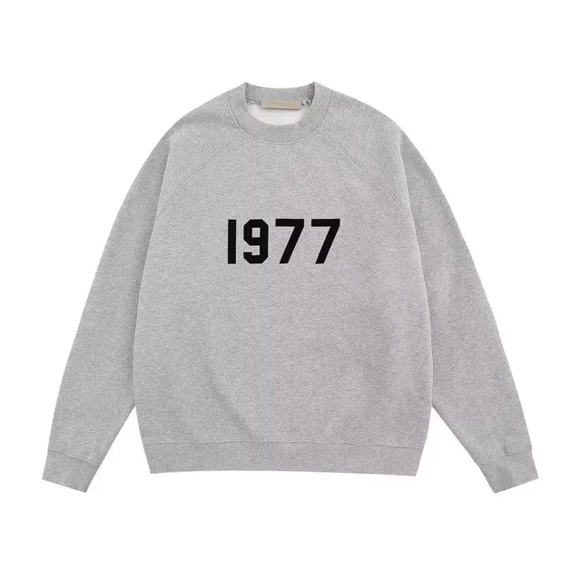 Crewneck Sweatshirt 1977 Print