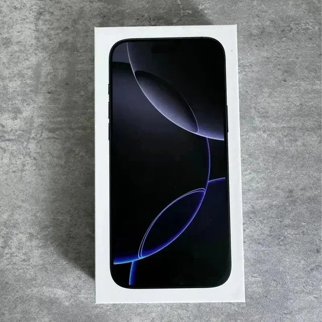 i16 Black