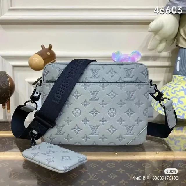 Louis Vuitton On The Go Messenger Monogram Empreinte