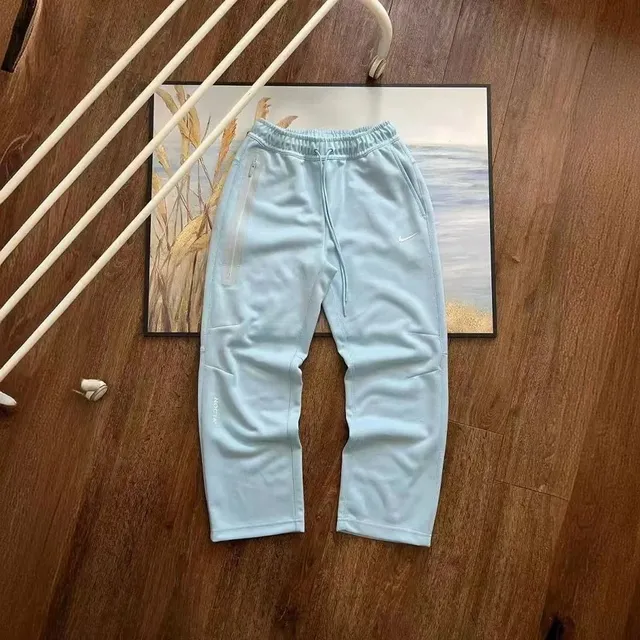 裤子 浅蓝色