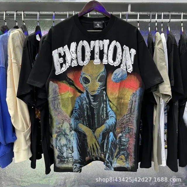 Mixed Emotion Graphic Tee Alien Print