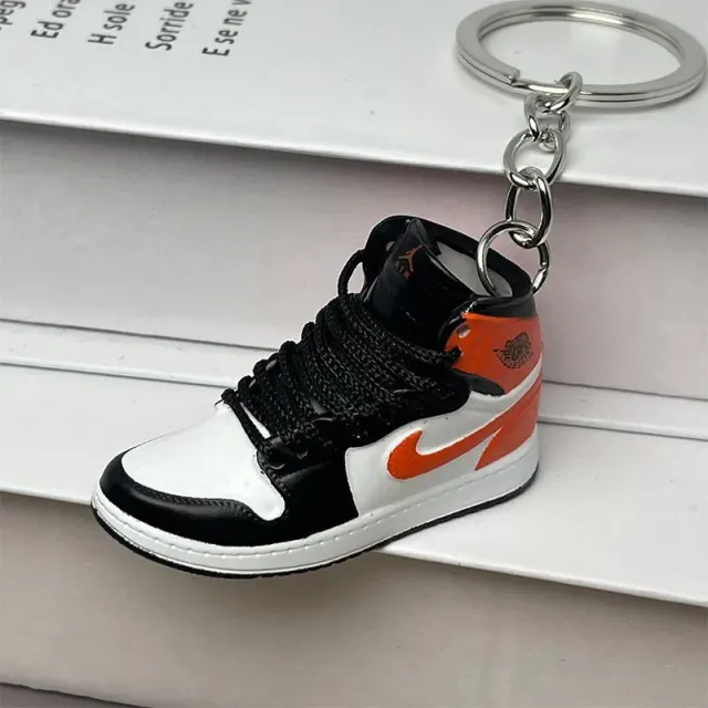22. Buckle broken backboard
