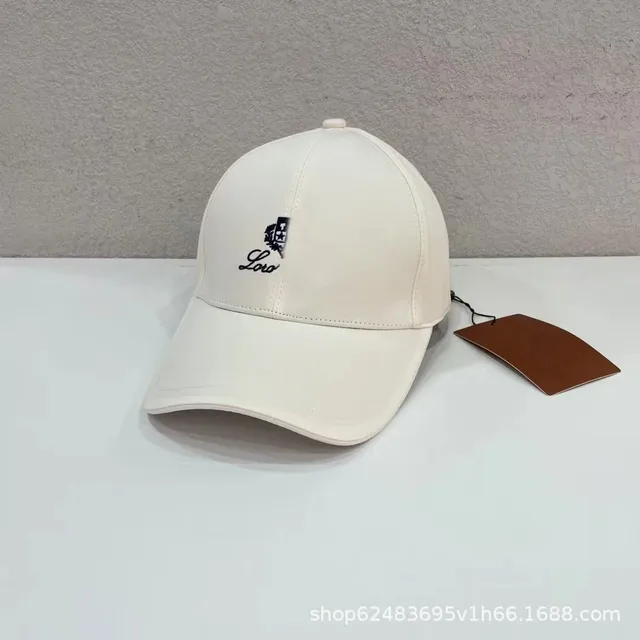 米白黑标