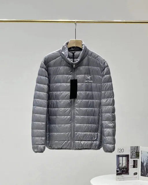 羽绒服 灰 90%白鸭绒填充
