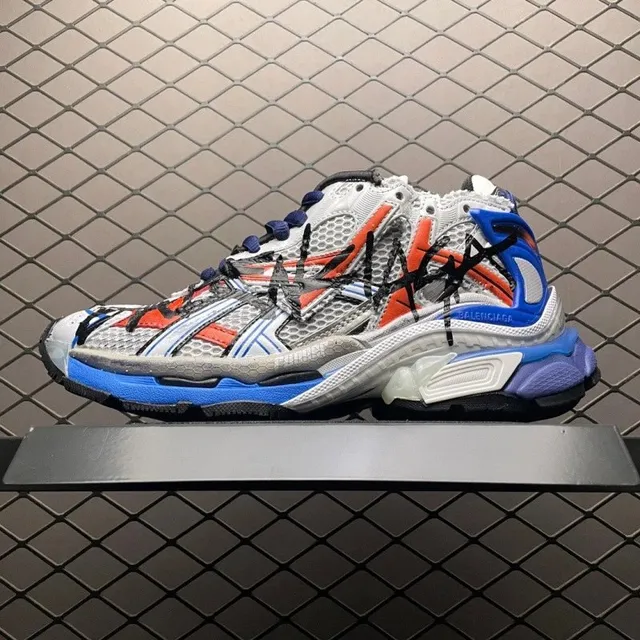 Balenciaga Triple S