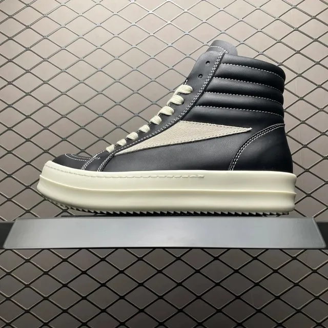 皮面高帮VANS