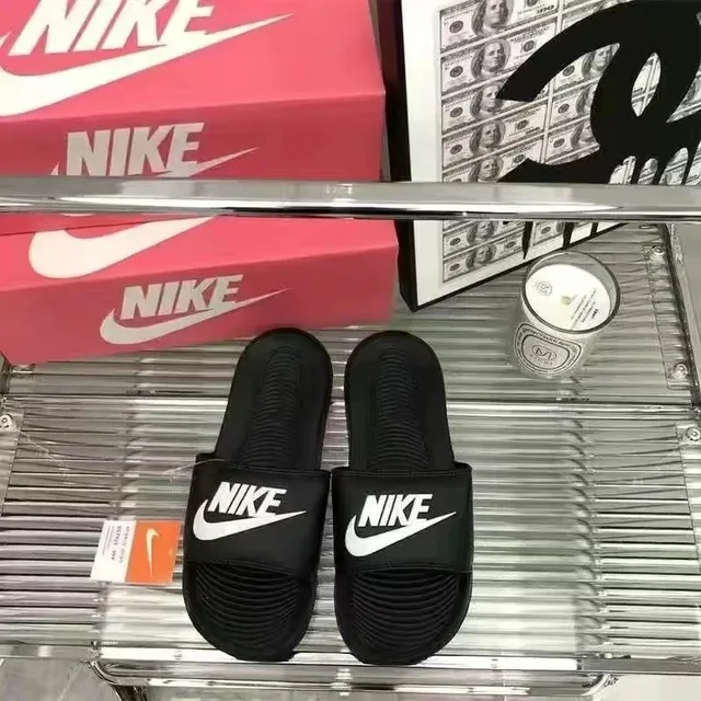 Nike Benassi JDI Black/White