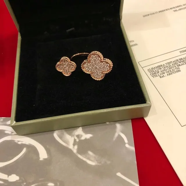 Van Cleef & Arpels Alhambra Bracelet Yellow Gold and Diamonds