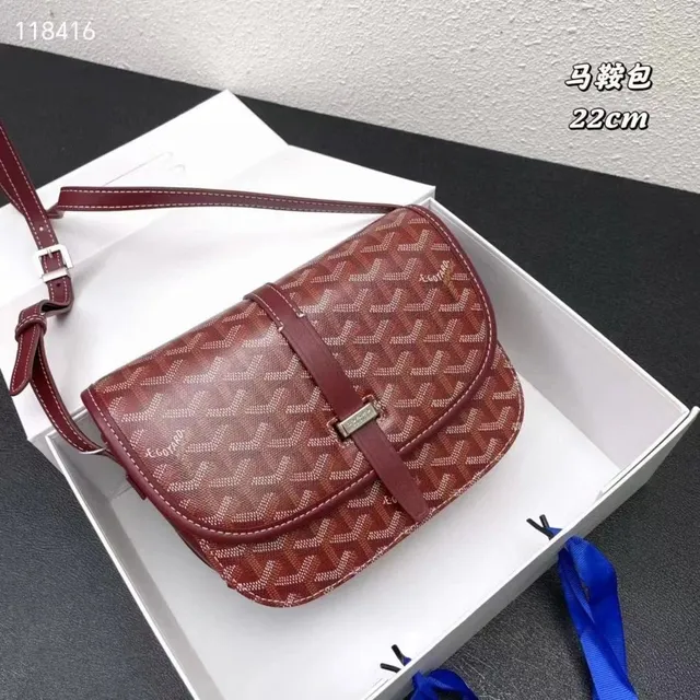 马鞍包枣红色