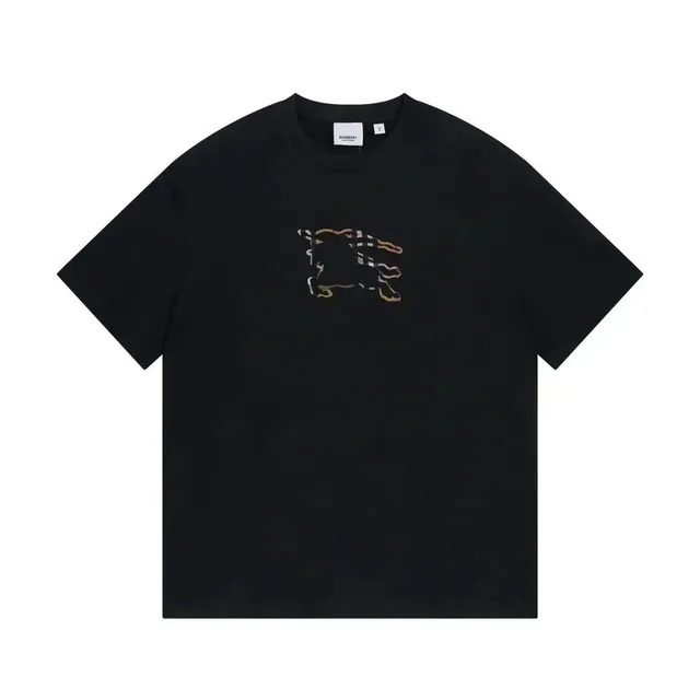 Burberry Graphic T-Shirt Checkered Equestrian Knight