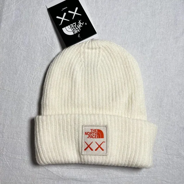XX beanie 橘白色