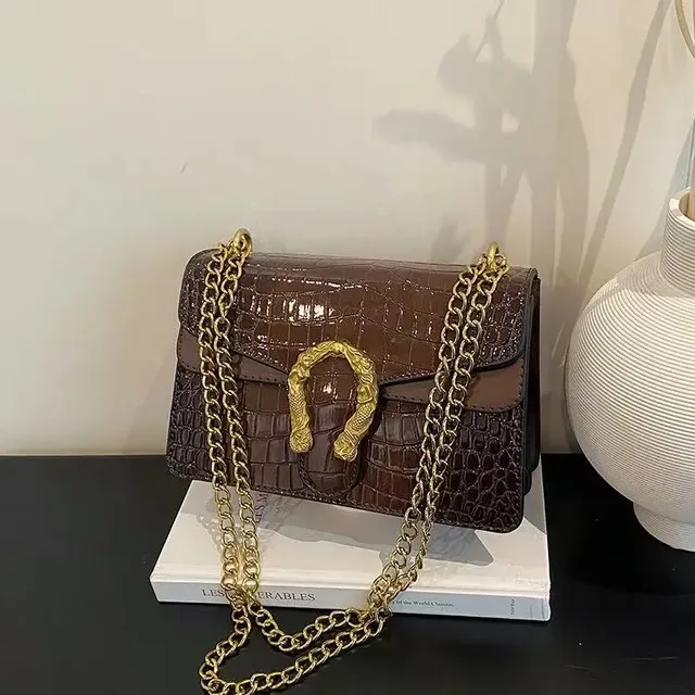 六:22*10*7CM