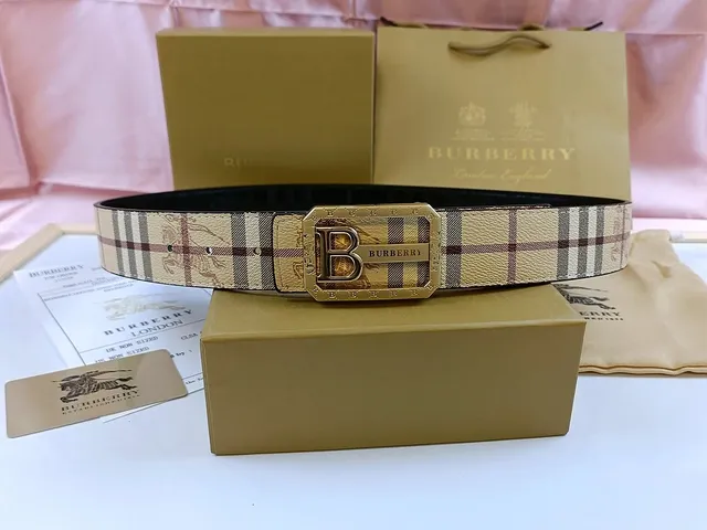 Burberry Check Belt Haymarket Check