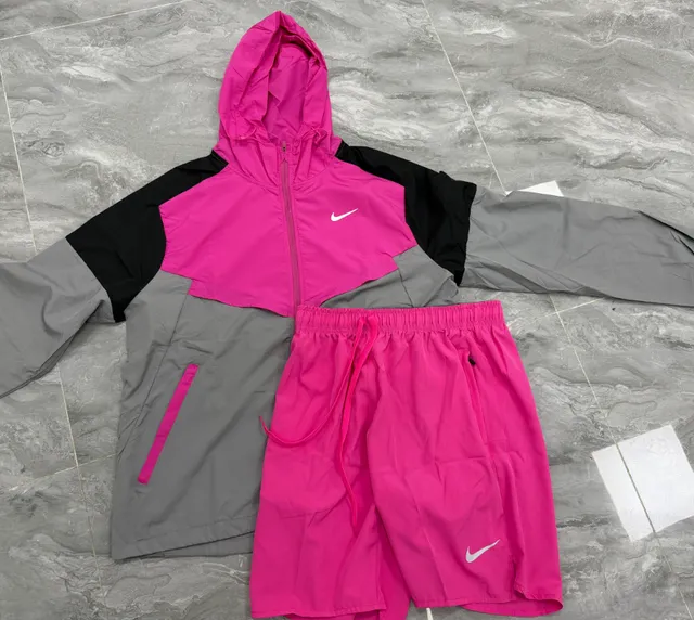 Nike Windrunner Jacket & Shorts Set Vivid Pink/Graphite