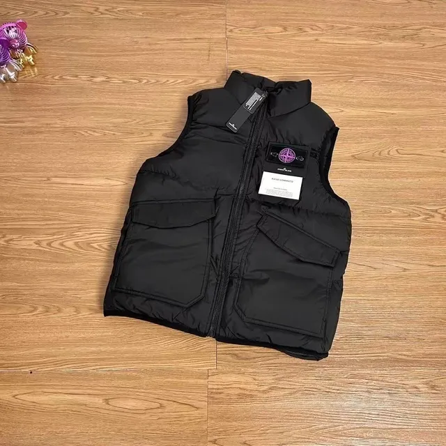 Stone Island Gommato Vest Black