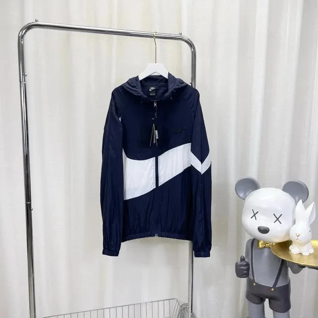 Nike Windrunner Jacket Navy White Chevron